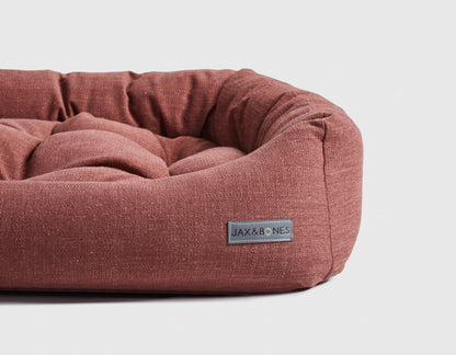 Warby Cranberry Napper Bed