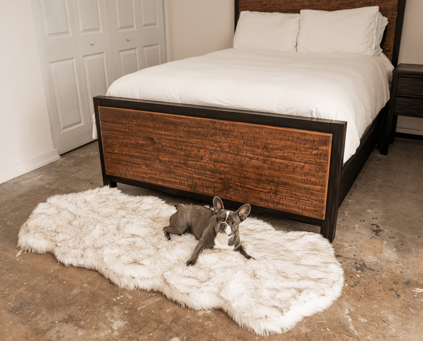 PupRug® Runner Faux Fur Memory Foam Dog Bed - Curve White with Brown Accents