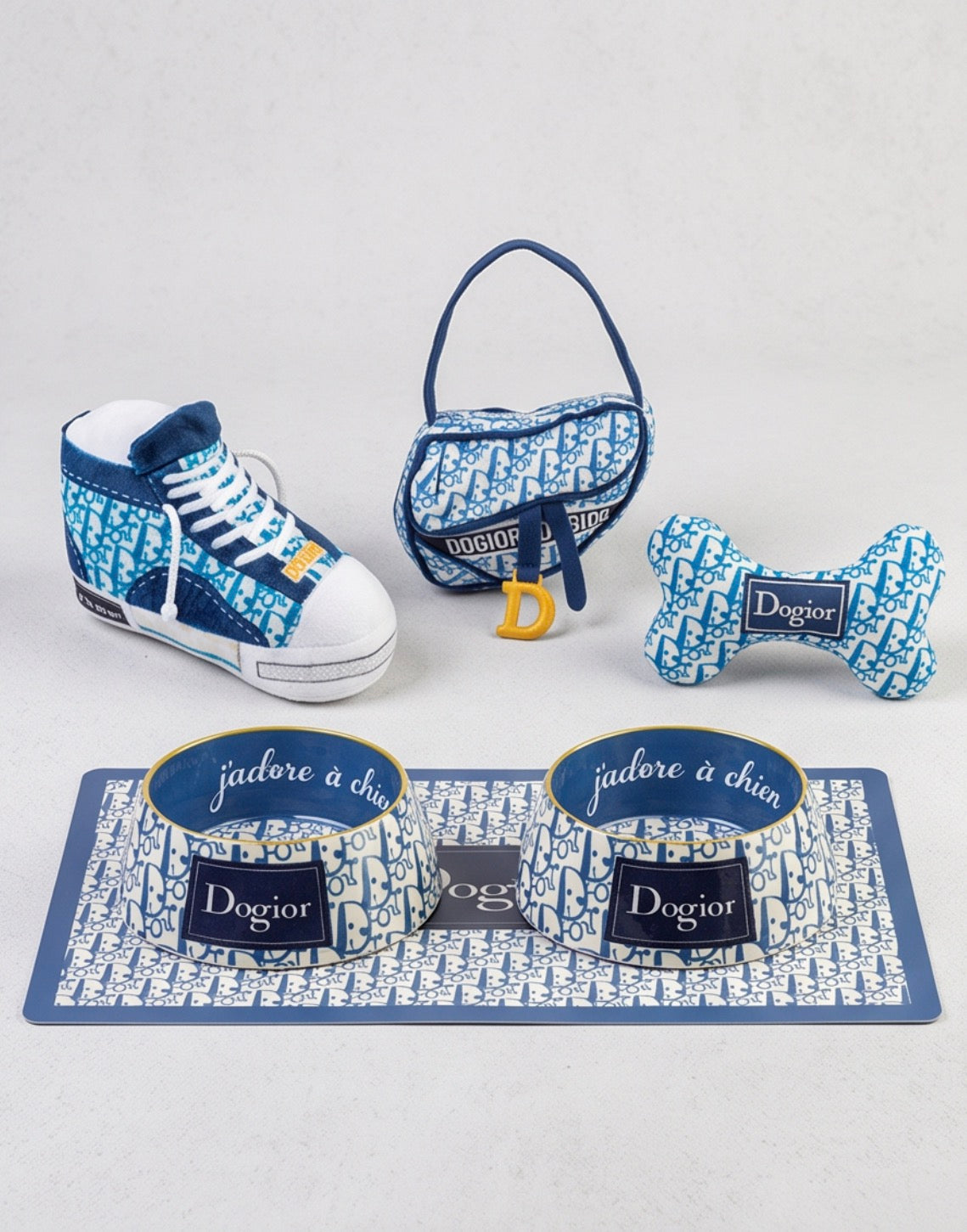 Dogior Bundle (Set of 2 Bowls & Mat)
