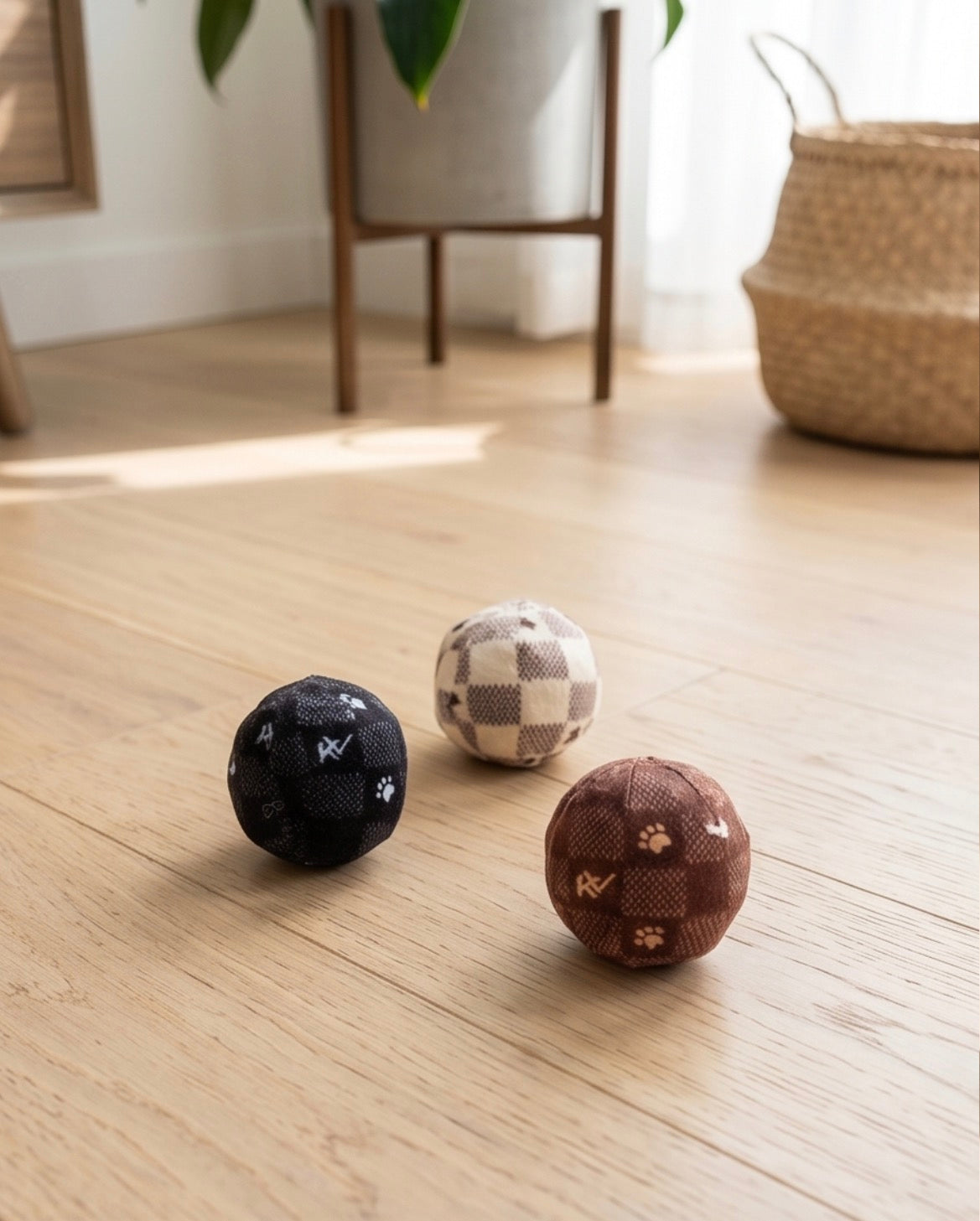 KV Balls (Checker) Catnip Toys