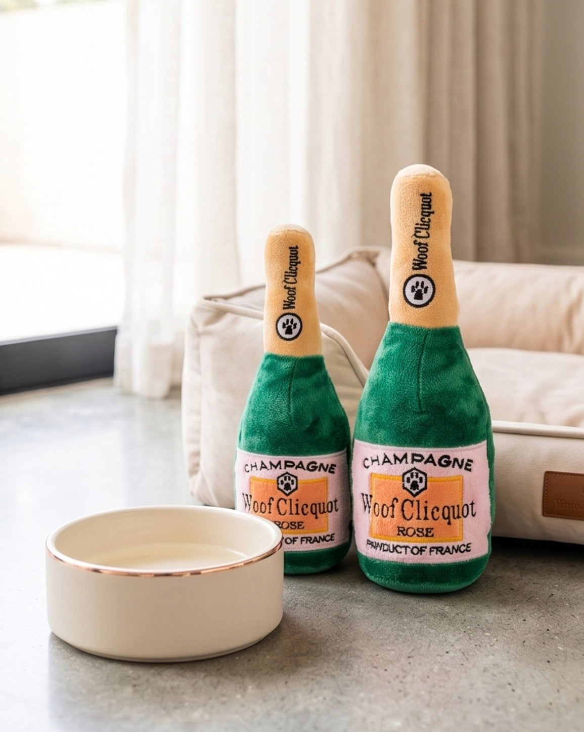 Woof Clicquot Rose'