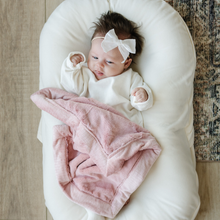 LUSH MINI BLANKETS