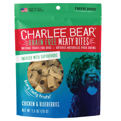 Charlee Bear Dog Meaty Bites Chicken and Blueberry 2.5Oz